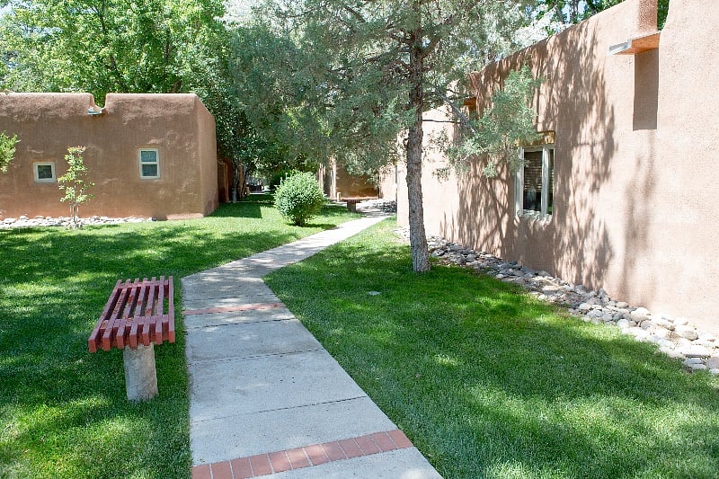 Furnished Finder property 450435_1 photo 18