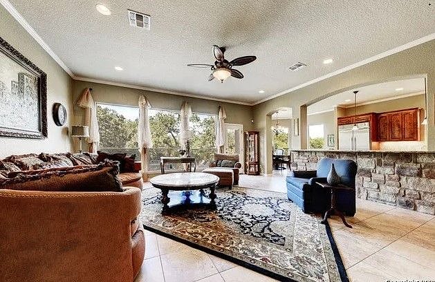 Furnished Finder property 450475_1 photo 15