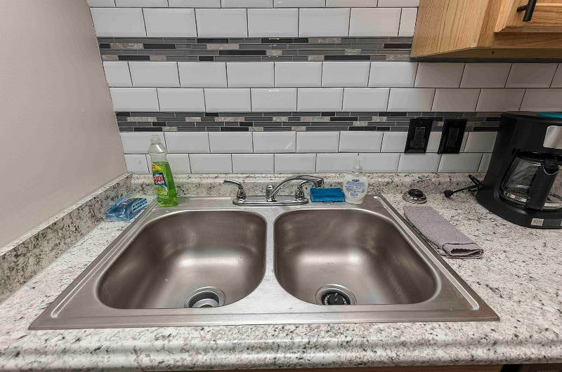 Furnished Finder property 450553_1 photo 22