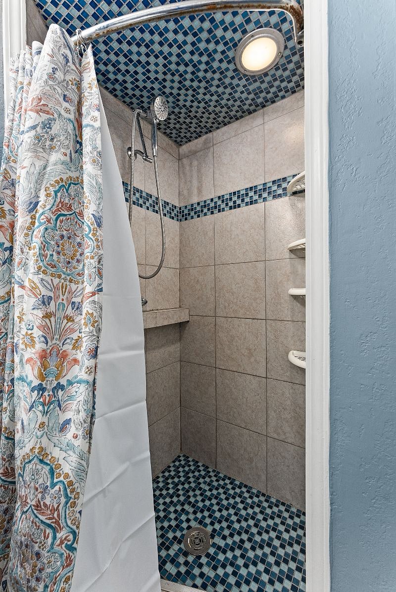 Furnished Finder property 450666_1 photo 12