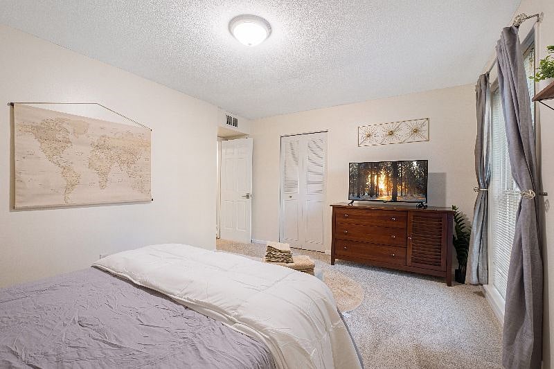 Furnished Finder property 450683_2 photo 3