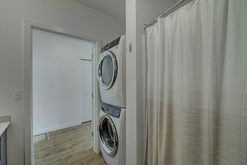 Furnished Finder property 450723_1 photo 11