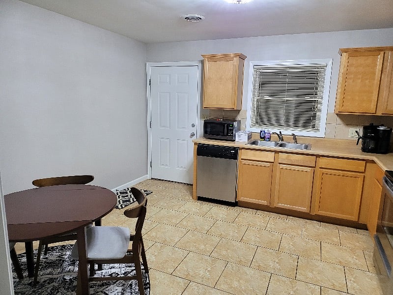 Furnished Finder property 450763_1 photo 6