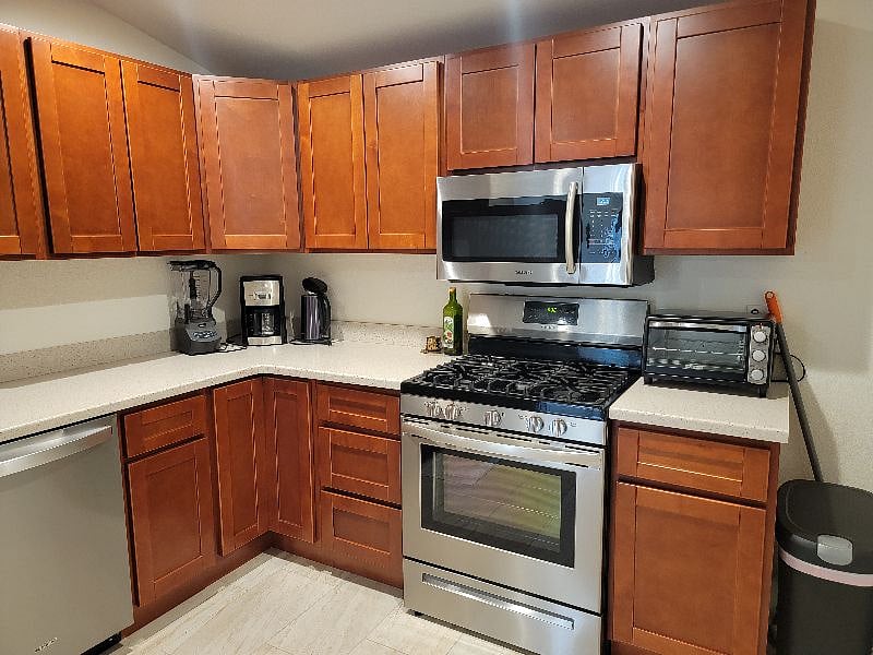 Furnished Finder property 450768_1 photo 13