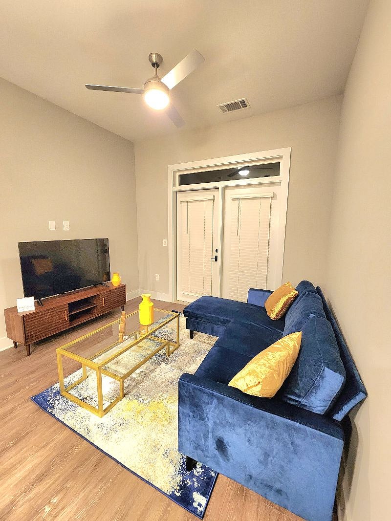 Furnished Finder property 450793_1 photo 2