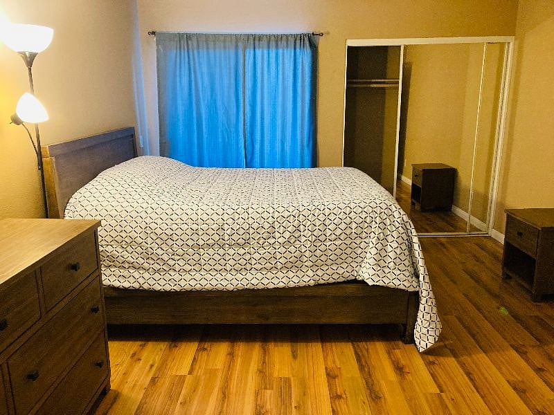 Furnished Finder property 450852_1 photo 12