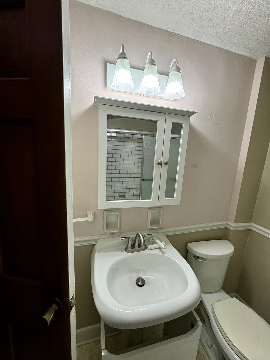 Furnished Finder property 450921_1 photo 12