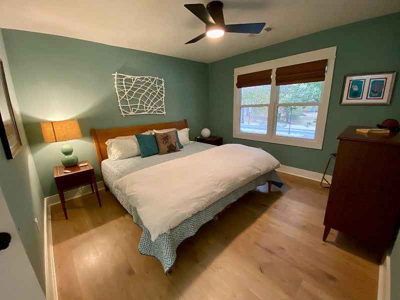 Guest room - king bed with a memory foam mattress
