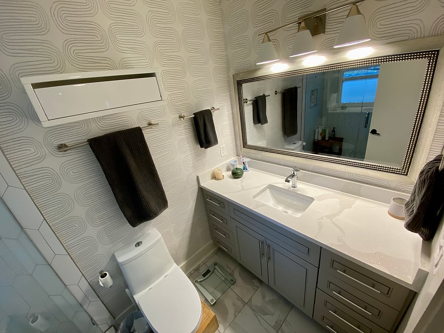 Ensuite bathroom off the primary bedroom