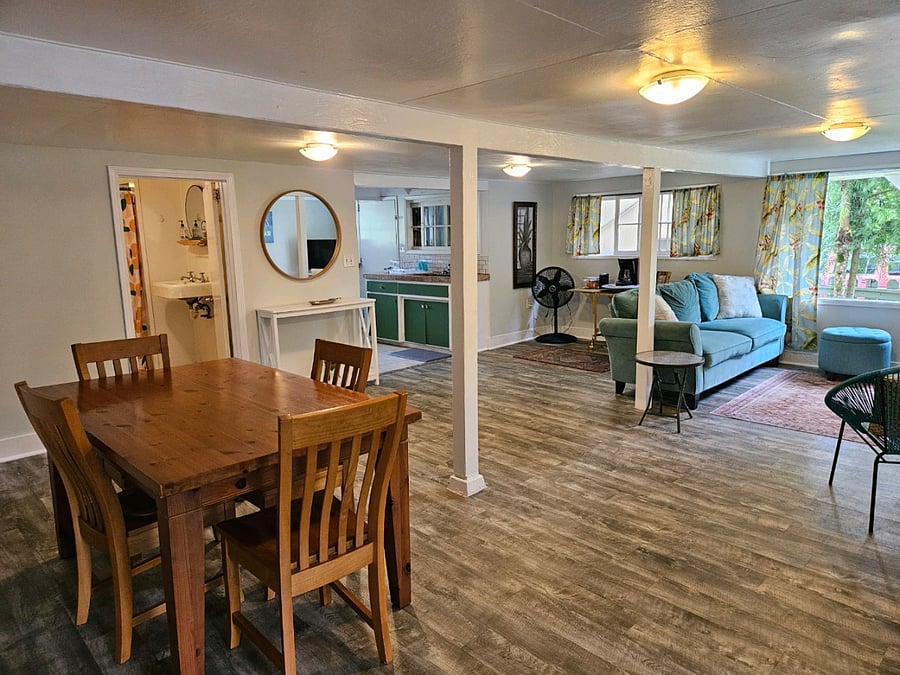Furnished Finder property 450967_1 photo 3