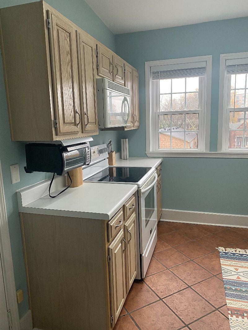 Furnished Finder property 450982_1 photo 8