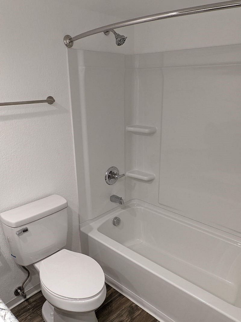 Furnished Finder property 450998_1 photo 14