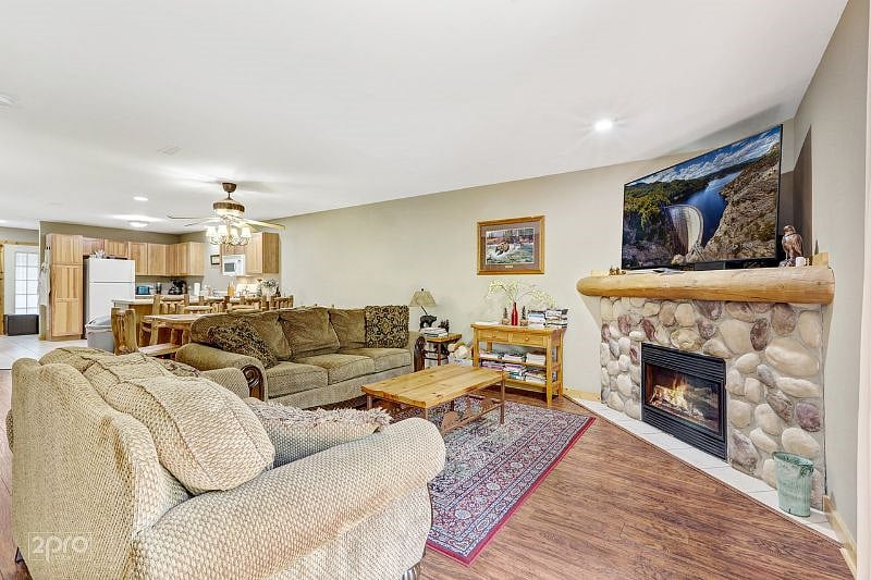 Furnished Finder property 451004_1 photo 4