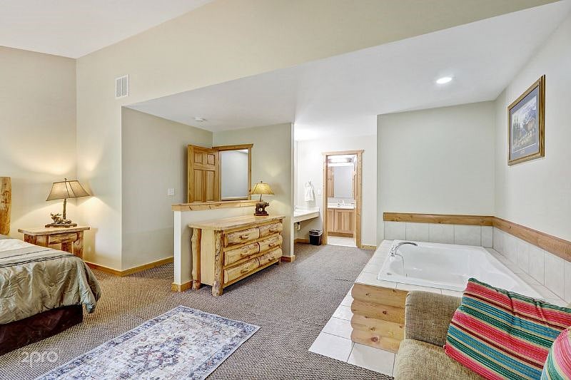 Furnished Finder property 451004_1 photo 10