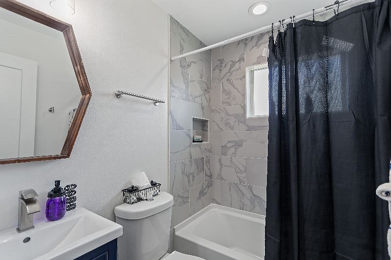 Furnished Finder property 451042_4 photo 9
