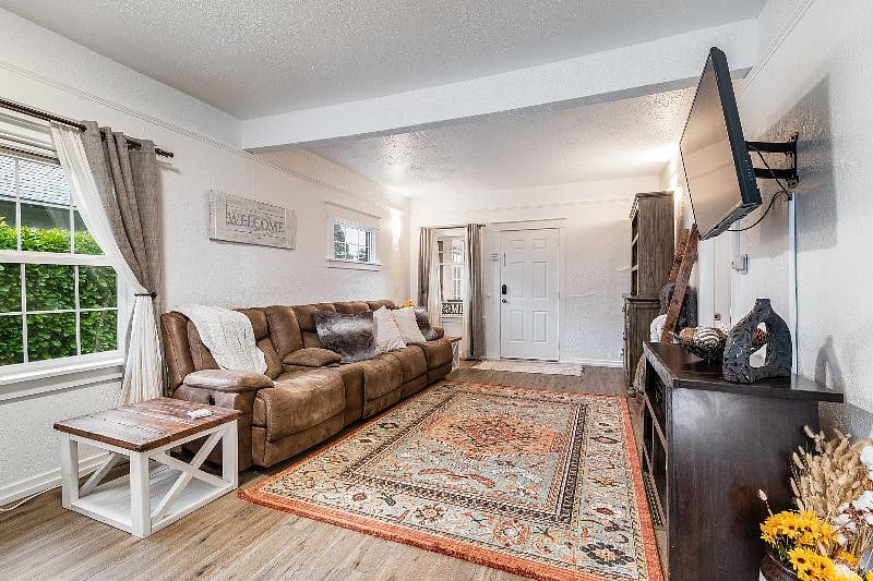 Furnished Finder property 451054_1 photo 6