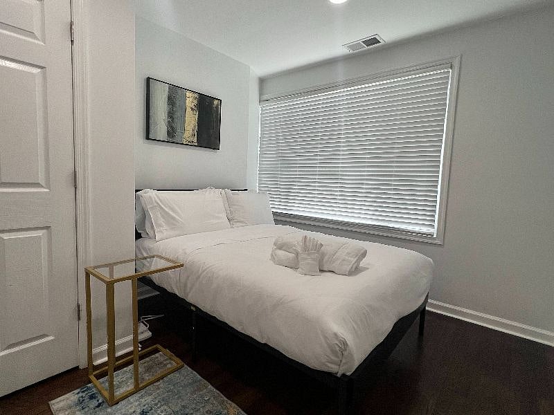 Furnished Finder property 451086_2 photo 5