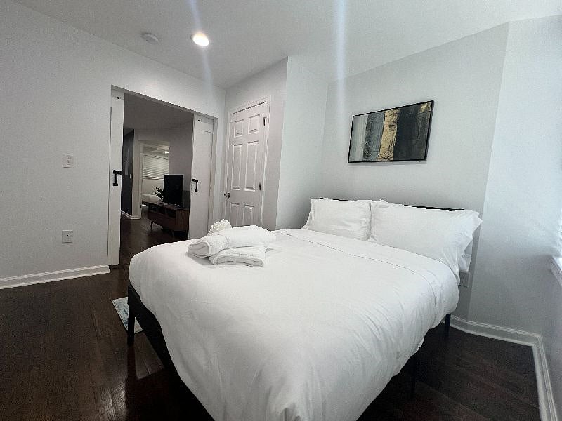Furnished Finder property 451086_2 photo 8