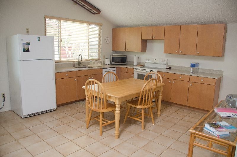 Furnished Finder property 451103_1 photo 4