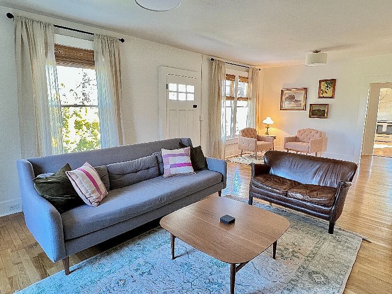 Furnished Finder property 451111_1 photo 37