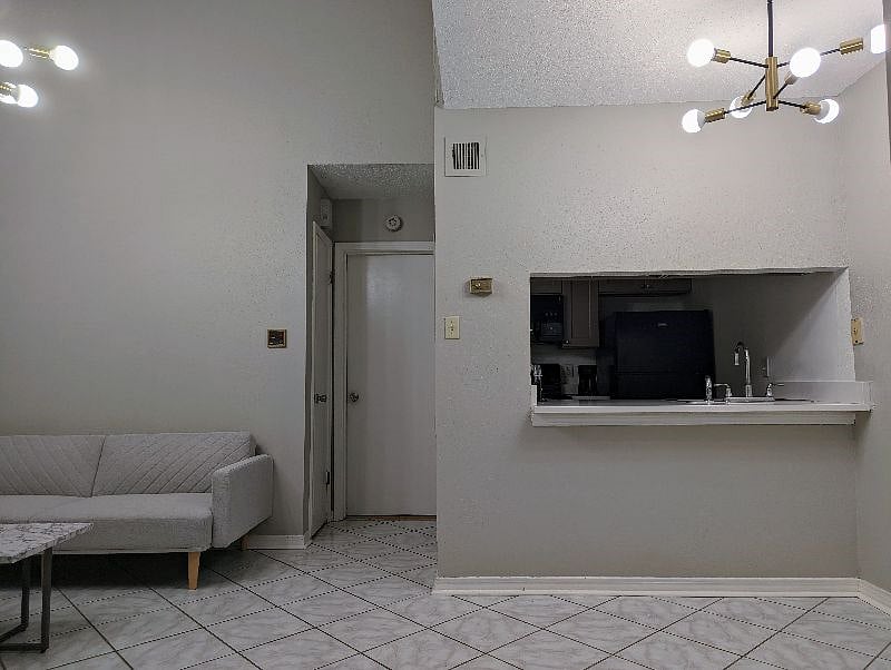 Furnished Finder property 451118_1 photo 4