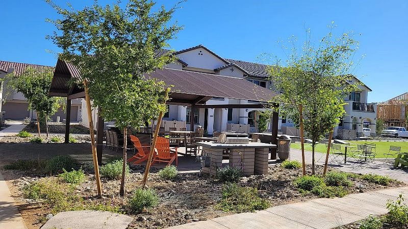Furnished Finder property 451131_1 photo 25