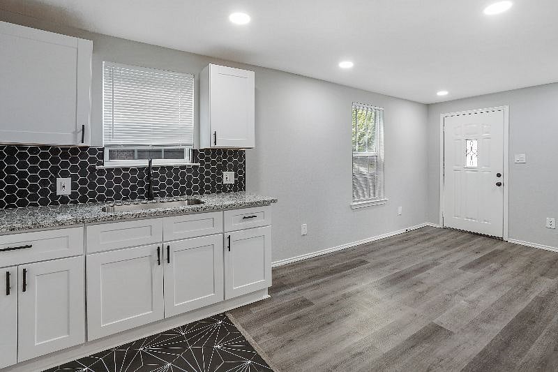 Furnished Finder property 451144_1 photo 6