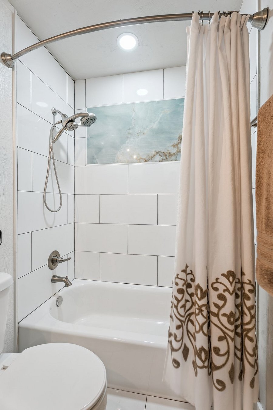 Furnished Finder property 451154_1 photo 22