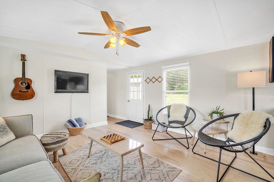 Furnished Finder property 451170_1 photo 1