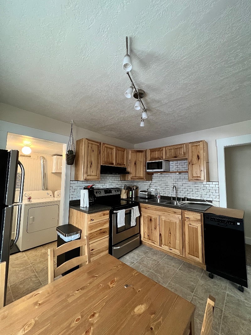 Furnished Finder property 451171_1 photo 20