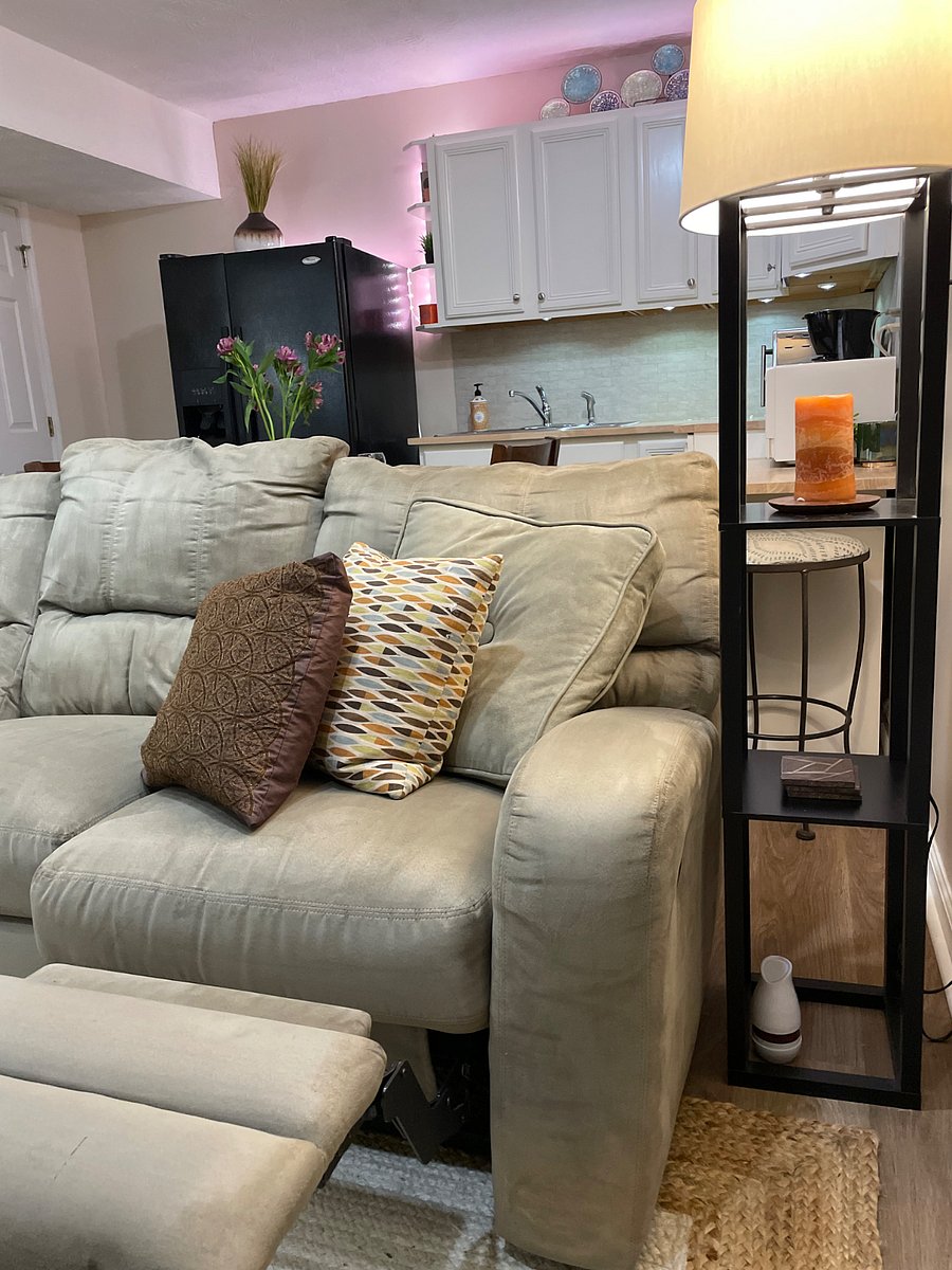 Furnished Finder property 451180_2 photo 8