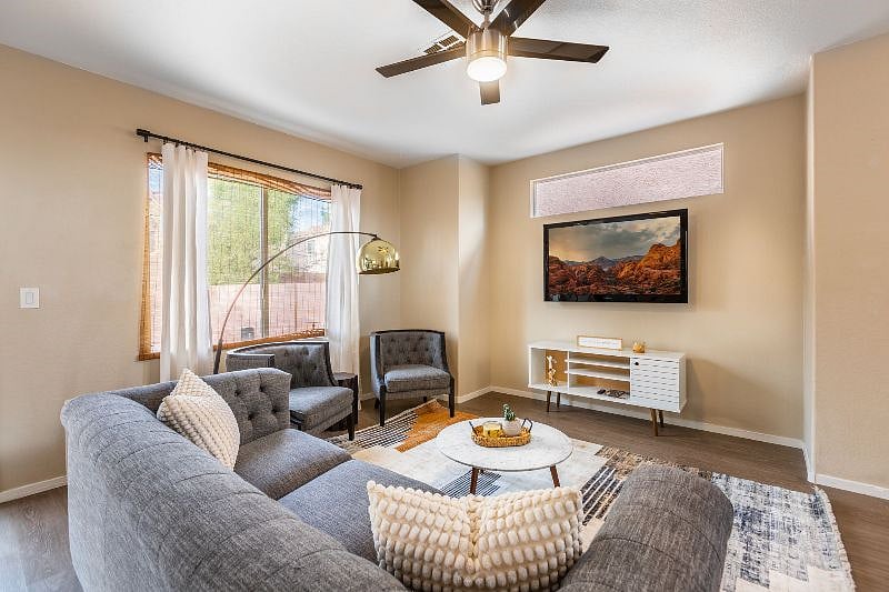 Furnished Finder property 451186_1 photo 3