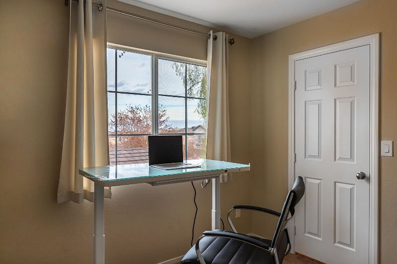 Furnished Finder property 451186_1 photo 25