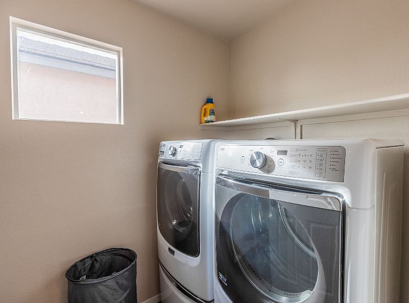 Furnished Finder property 451186_1 photo 32
