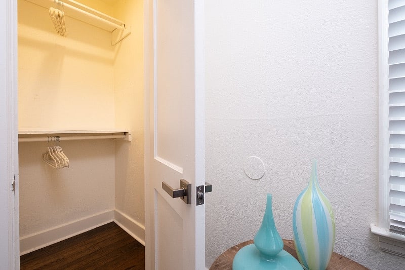 Furnished Finder property 451189_1 photo 21