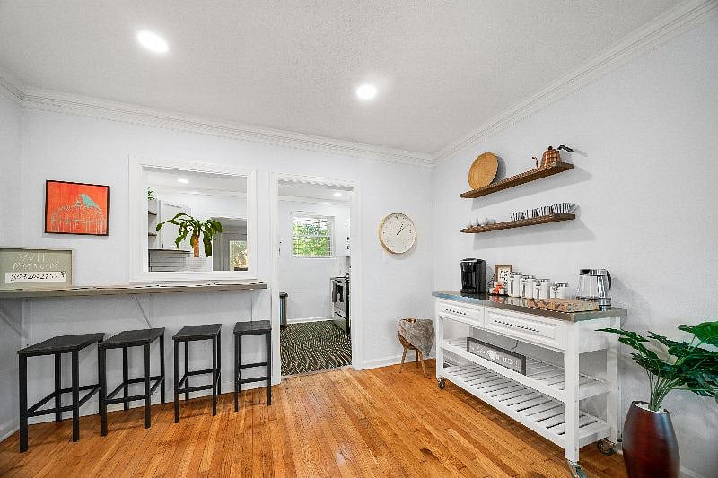 Furnished Finder property 451201_1 photo 12