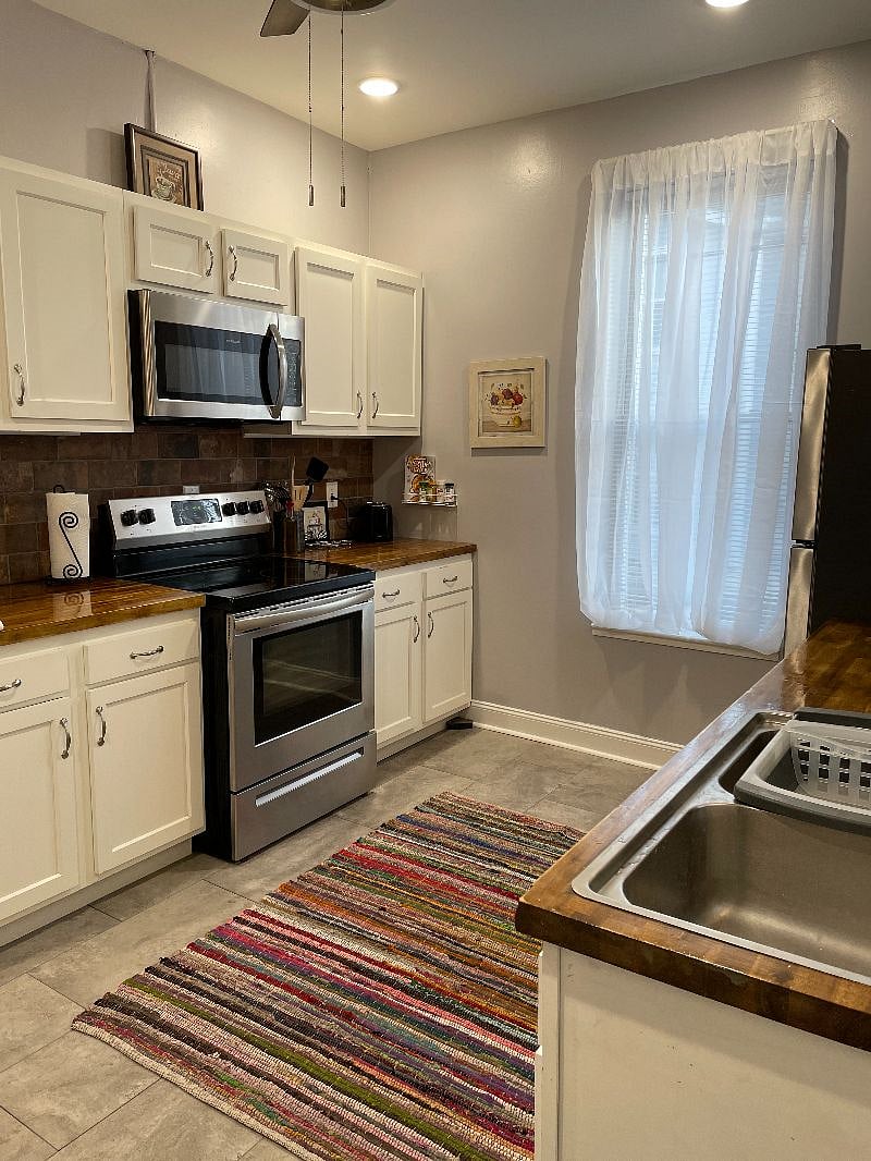 Furnished Finder property 451231_1 photo 14