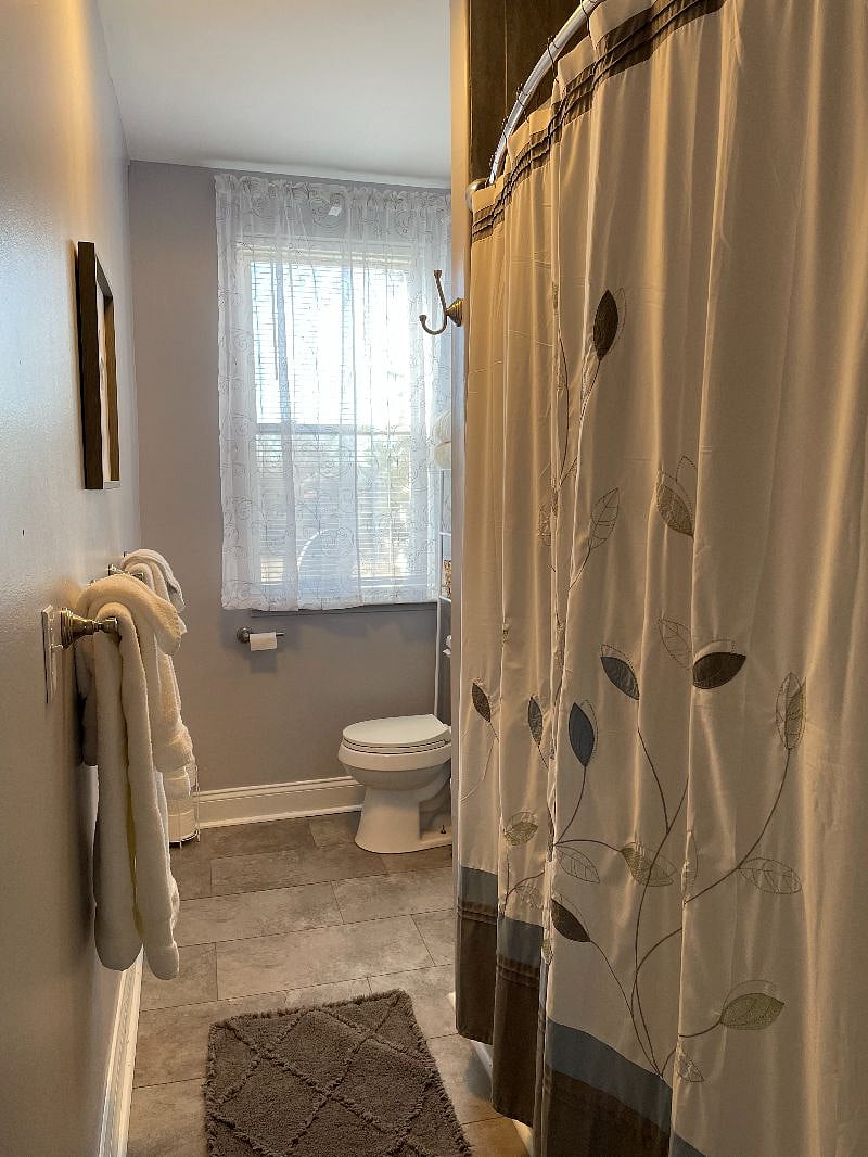 Furnished Finder property 451231_1 photo 17