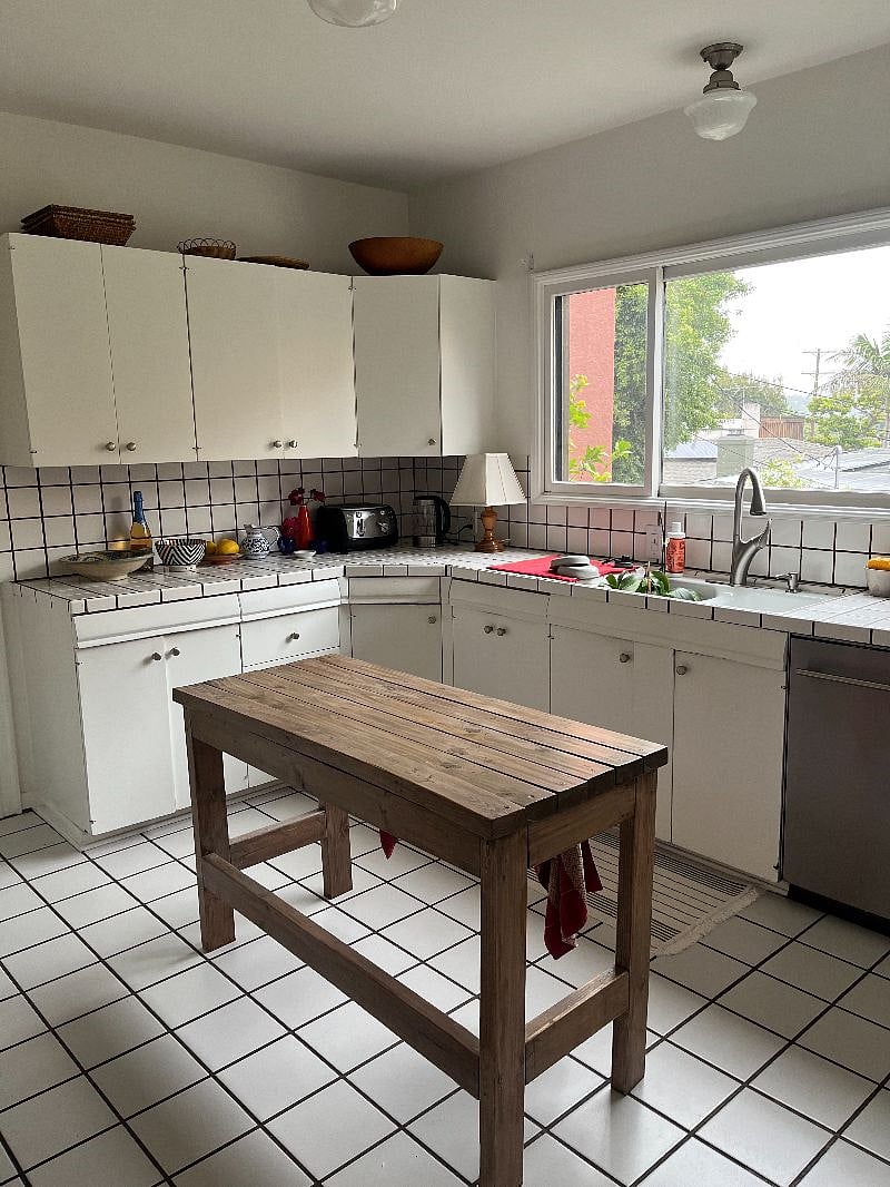 Furnished Finder property 451255_1 photo 8