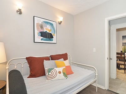 Furnished Finder property 451313_1 photo 14