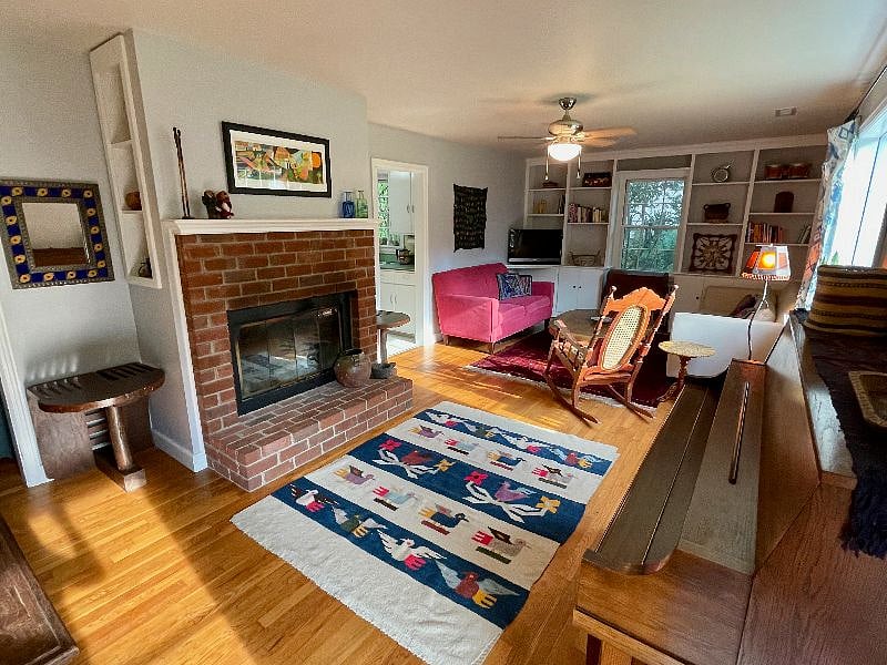 Furnished Finder property 451366_1 photo 3