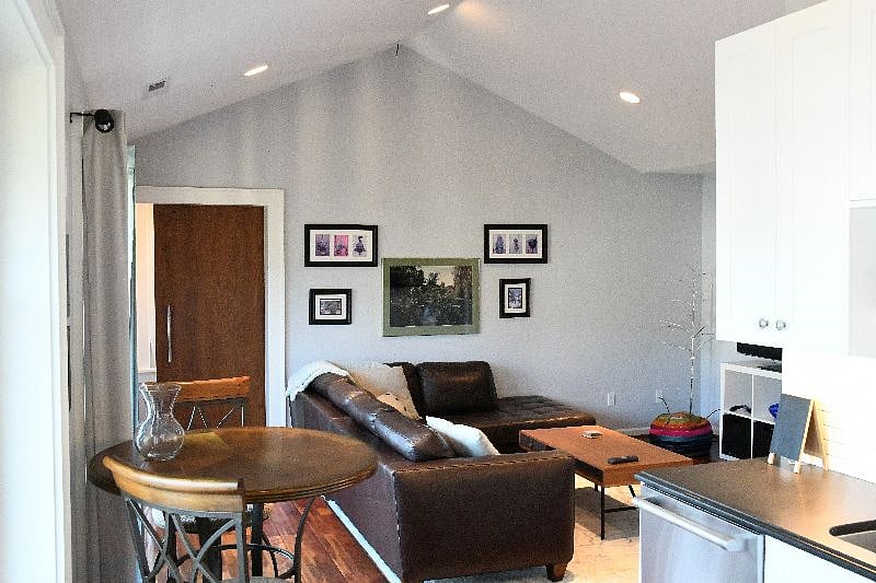 Furnished Finder property 451410_1 photo 4