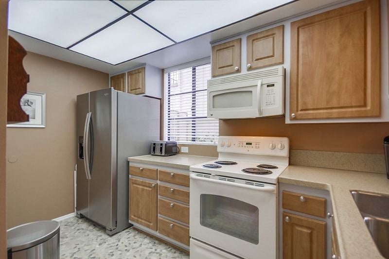 Furnished Finder property 451478_1 photo 3