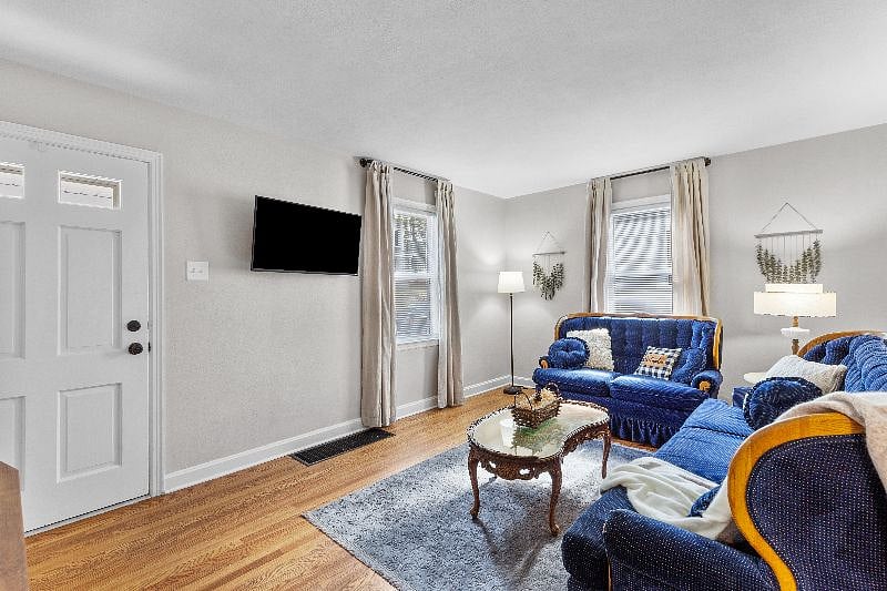 Furnished Finder property 451502_1 photo 10