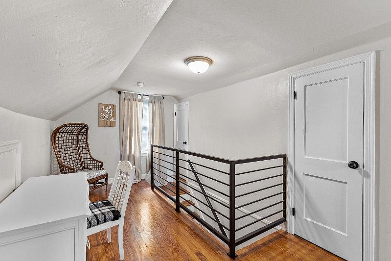 Furnished Finder property 451502_1 photo 17