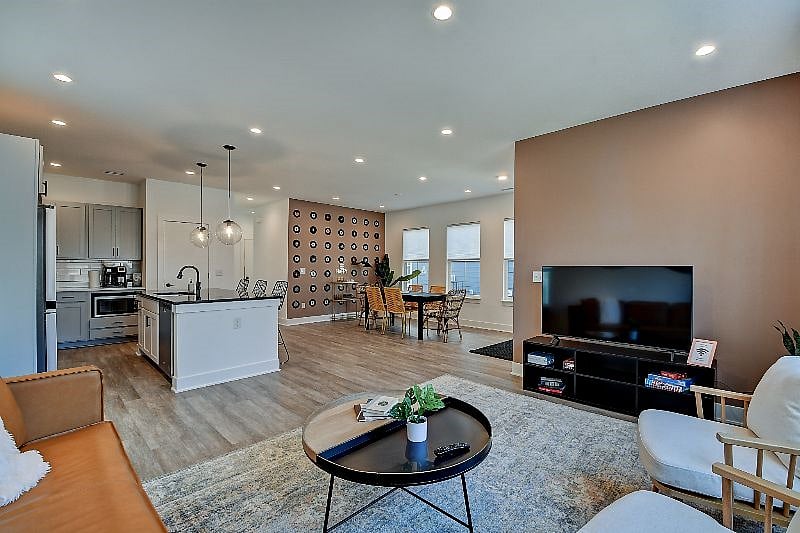 Furnished Finder property 451504_1 photo 9