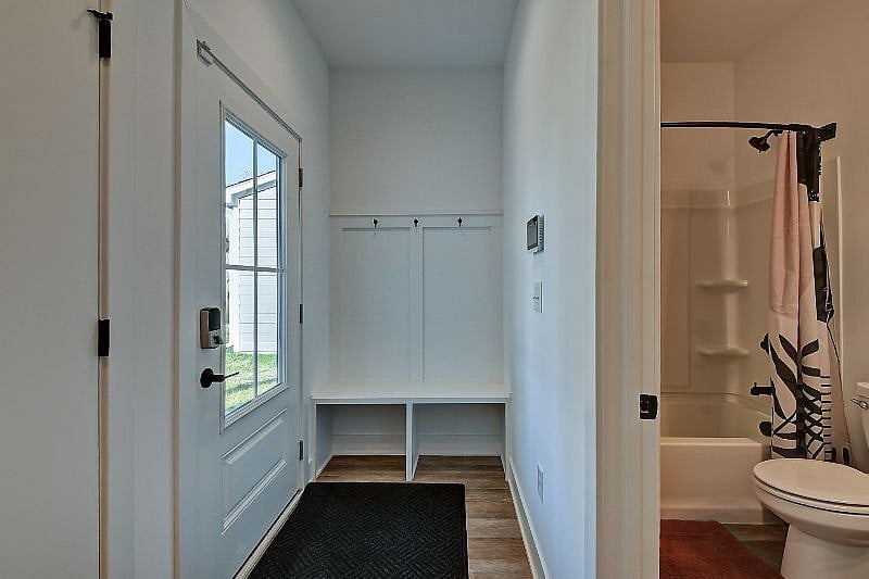 Furnished Finder property 451504_1 photo 23