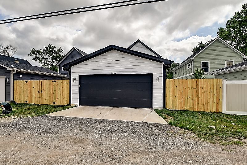 Furnished Finder property 451504_1 photo 26