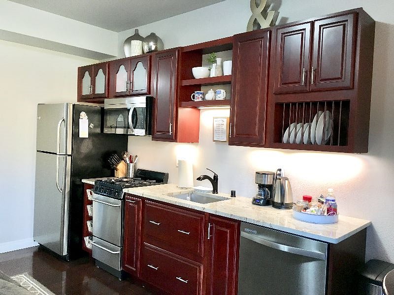 Clean, Fully equipped kitchen for 2 people.