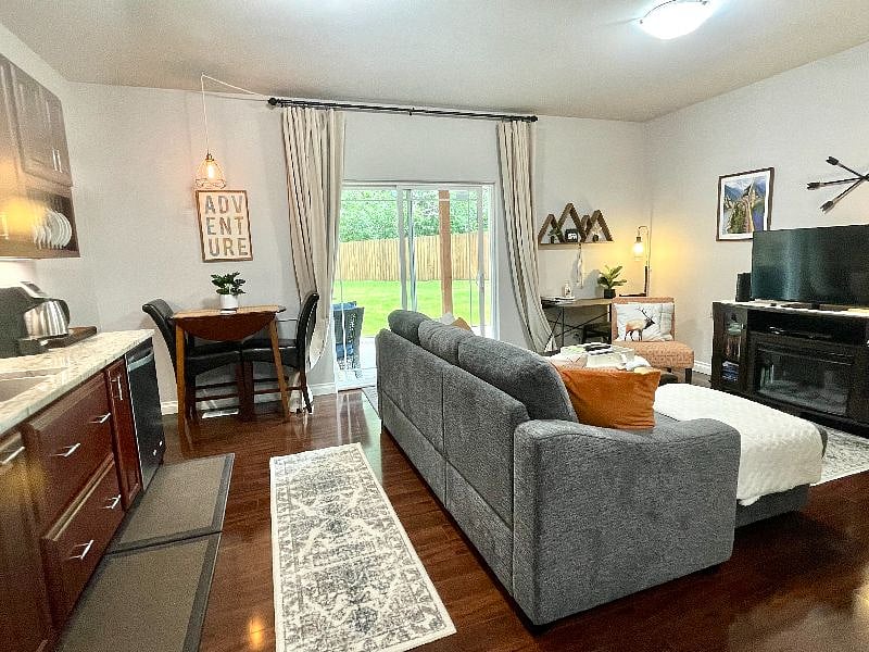 Furnished Finder property 451516_1 photo 10